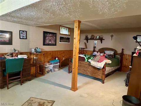 876 Jean Ave, Akron, OH 44310 photo 34