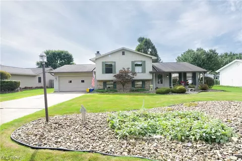 679 Angiline Dr, Boardman, OH 44512