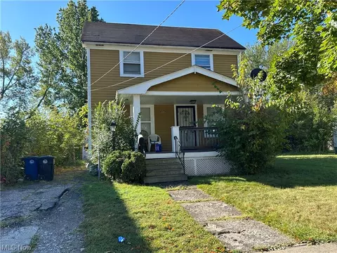 10804 Dove Ave, Cleveland, OH 44105