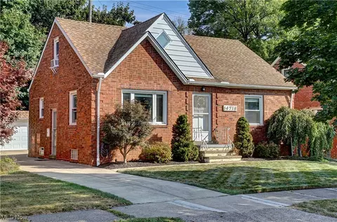 14718 Orchard Park Ave, Cleveland, OH 44111