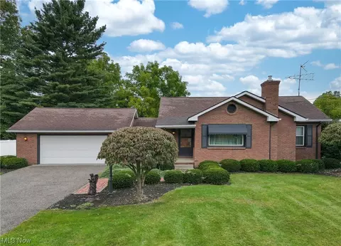 339 Woodland St, Newton Falls, OH 44444