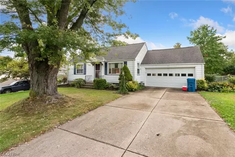 163 Jerrol Ct, Elyria, OH 44035 photo 24