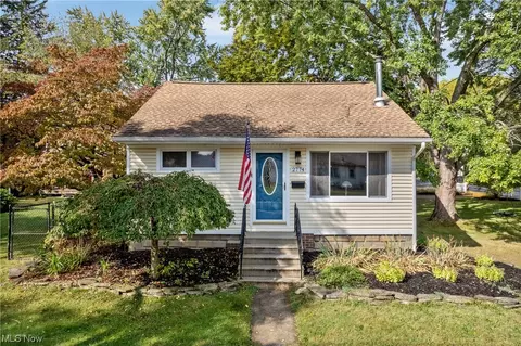 2774 Wingate Ave, Akron, OH 44314