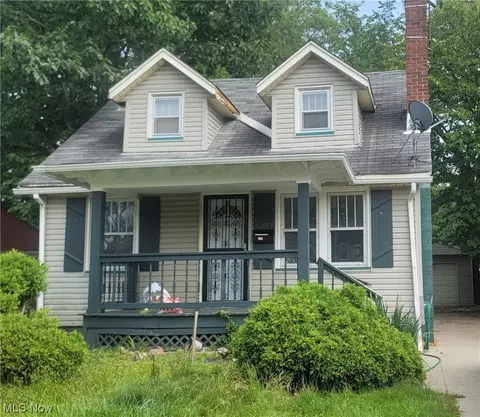 5451 Grasmere Ave, Maple Heights, OH 44137