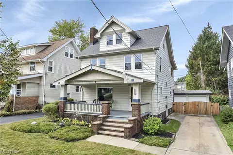 1668 Lewis Dr, Lakewood, OH 44107
