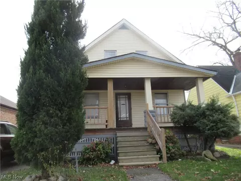 2703 Fortune Ave, Parma, OH 44134