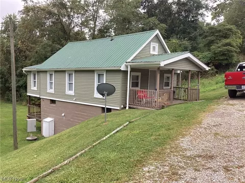 111 Cullen, Marietta, OH 45750