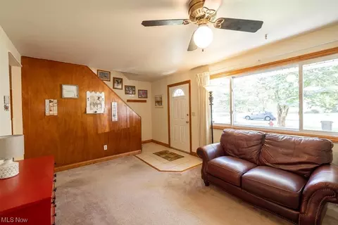266 Baldwin Dr, Berea, OH 44017 photo 8