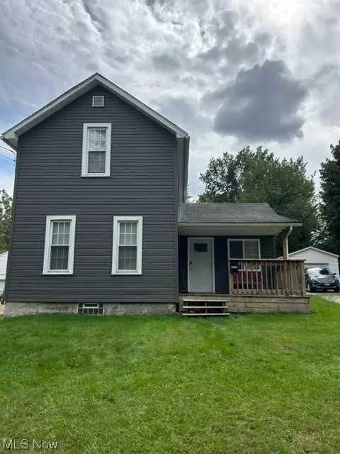 922 Munson St, Akron, OH 44305