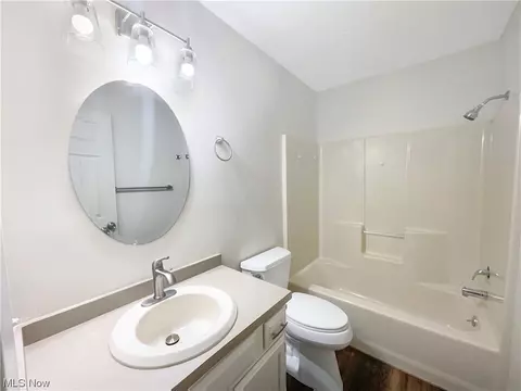 458 Auburn St, Elyria, OH 44035 photo 12