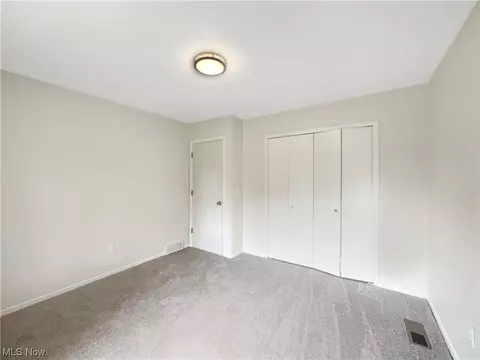 458 Auburn St, Elyria, OH 44035 photo 15