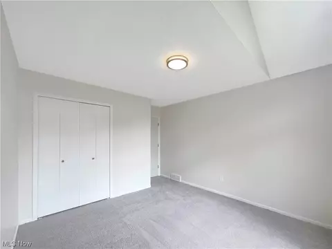 458 Auburn St, Elyria, OH 44035 photo 13