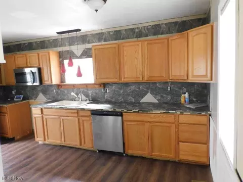 5033 Topper Ave, Ashtabula, OH 44004 photo 13