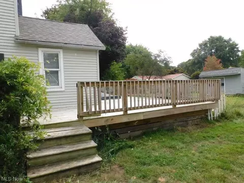 5033 Topper Ave, Ashtabula, OH 44004 photo 8
