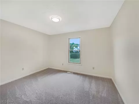 190 Taylor Blvd, Lagrange, OH 44050 photo 15