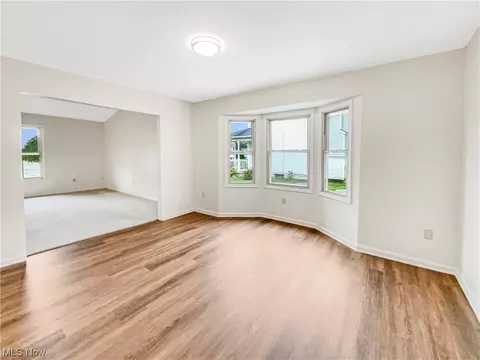 190 Taylor Blvd, Lagrange, OH 44050 photo 9