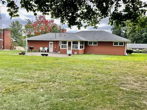 3213 21st St NW, Canton, OH 44708 photo 2