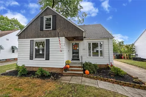 5707 Kenneth Ave, Parma, OH 44129