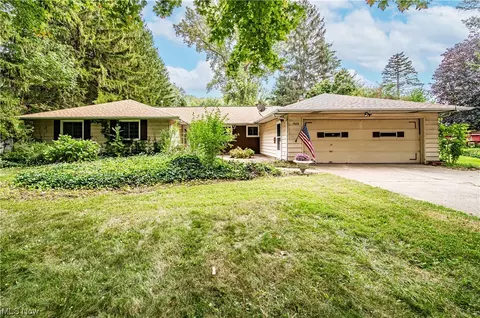 7520 Johnnycake Ridge Rd, Mentor, OH 44060