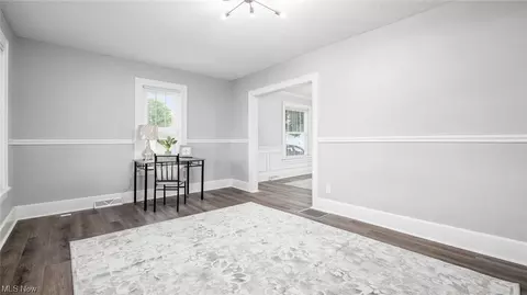 925 Cassingham Ave, Coshocton, OH 43812 photo 3