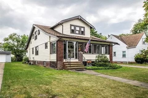 17103 Westdale Ave, Cleveland, OH 44135