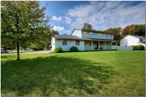 4470 Diplomat Dr, Stow, OH 44224