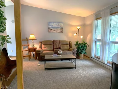 651 Cathy Ann Dr, Boardman, OH 44512 photo 6