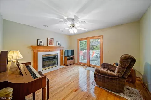 38720 Bell Rd, Willoughby, OH 44094 photo 12