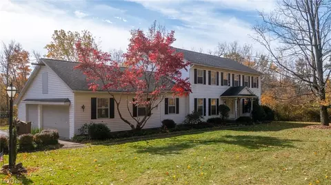 3200 Brushwood Rd, Richfield, OH 44286