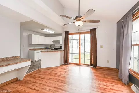 3112 Surf Rd, Lorain, OH 44053 photo 10