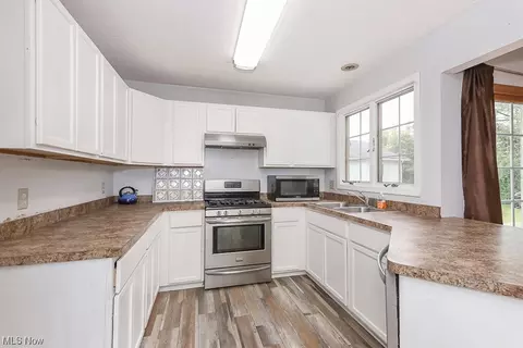 3112 Surf Rd, Lorain, OH 44053 photo 6