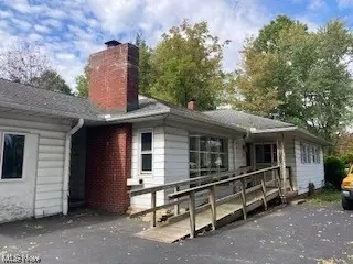 7809 Fairmount Rd, Novelty, OH 44072