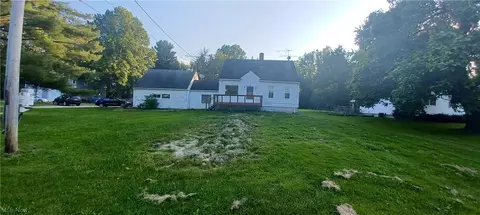 1441 State Rd NW, Warren, OH 44481