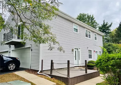 2455 Island Dr #D, Uniontown, OH 44685