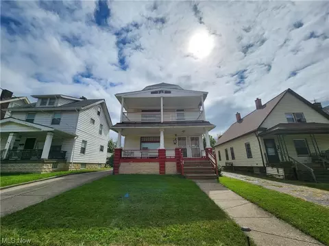 8006 Laumar Ave, Cleveland, OH 44105