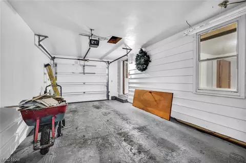 154 Spruce St, Elyria, OH 44035 photo 29