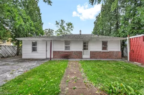 154 Spruce St, Elyria, OH 44035 photo 6