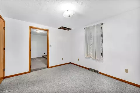154 Spruce St, Elyria, OH 44035 photo 16