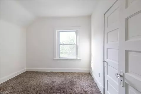 3406 Ruby Ave, Cleveland, OH 44109 photo 22