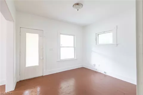 3406 Ruby Ave, Cleveland, OH 44109 photo 3