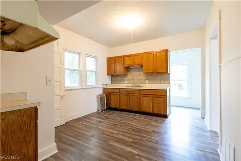 3406 Ruby Ave, Cleveland, OH 44109 photo 13