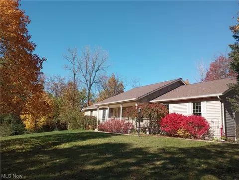 38726 Smith Rd, Wellington, OH 44090