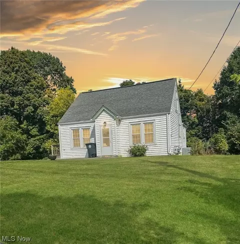 953 Buena Vista Blvd, Steubenville, OH 43952