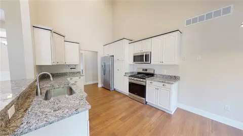 8325 Munson Rd, Mentor, OH 44060 photo 16