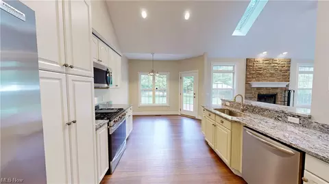 8325 Munson Rd, Mentor, OH 44060 photo 12