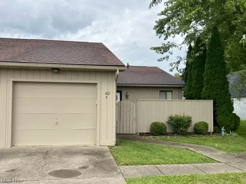 411 57 Th St # B, Vienna, WV 26105