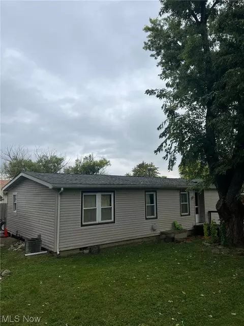 74 Anglers Ln, Lagrange, OH 44050 photo 8