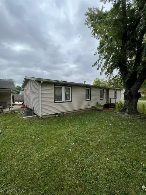 74 Anglers Ln, Lagrange, OH 44050 photo 4