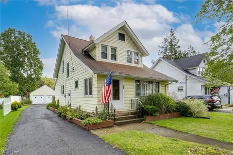 125 Orchard St, Newton Falls, OH 44444