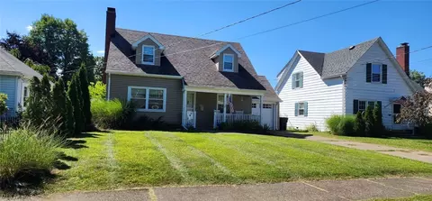 137 Cummins Ave, Conneaut, OH 44030